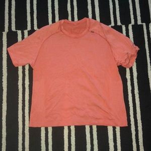 Lululemon men’s orange metal vent tech shirt